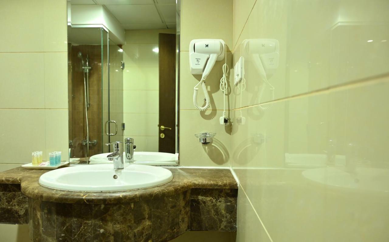 Hayah Plaza Hotel 麦地那 外观 照片